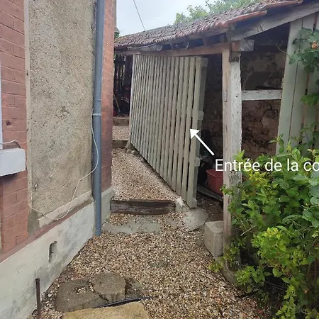 La Maison Fleurie 2 * Sainte-Genevieve-les-Gasny